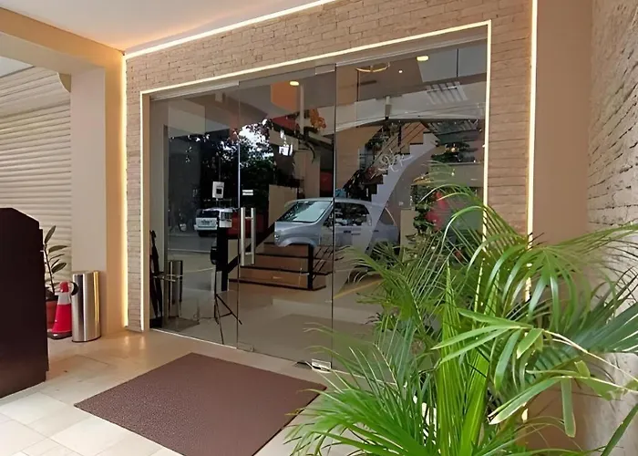 Beaver Hotel 2*